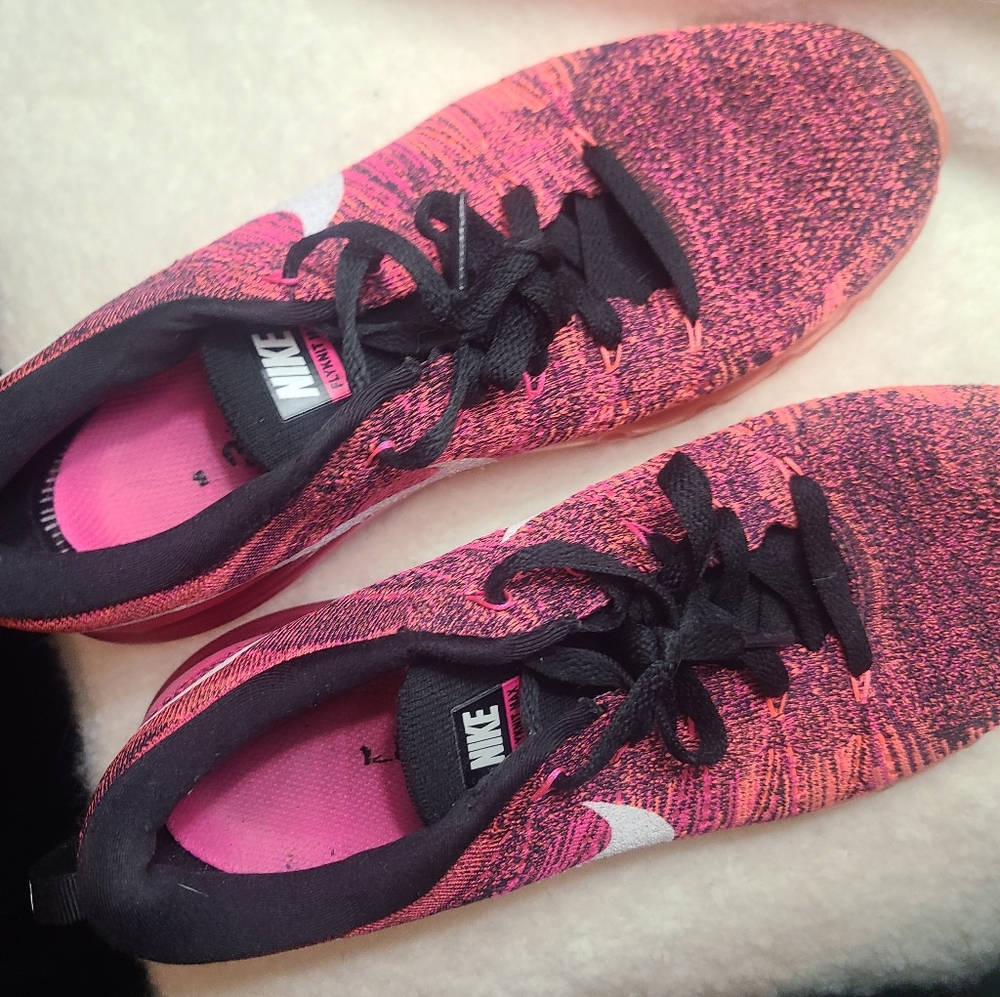 Nike Flyknit